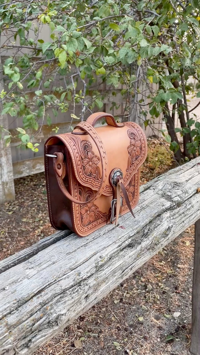 Saddlebag Purse - Floral Tooled